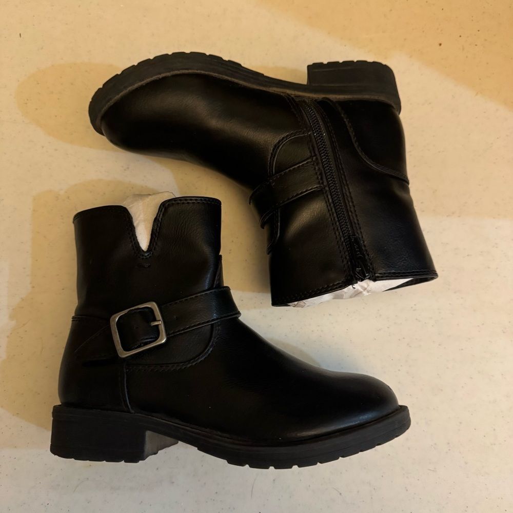 Chunky Black Ankle Boots Heeled Booties Round Close Toe Low Mid Heel Youth 13